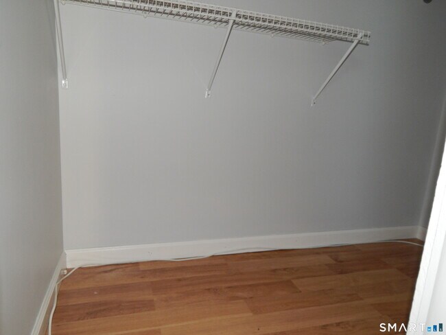 Building Photo - 91 Holden St