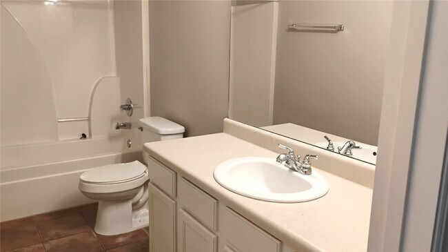 Building Photo - 281 Graystone Cir