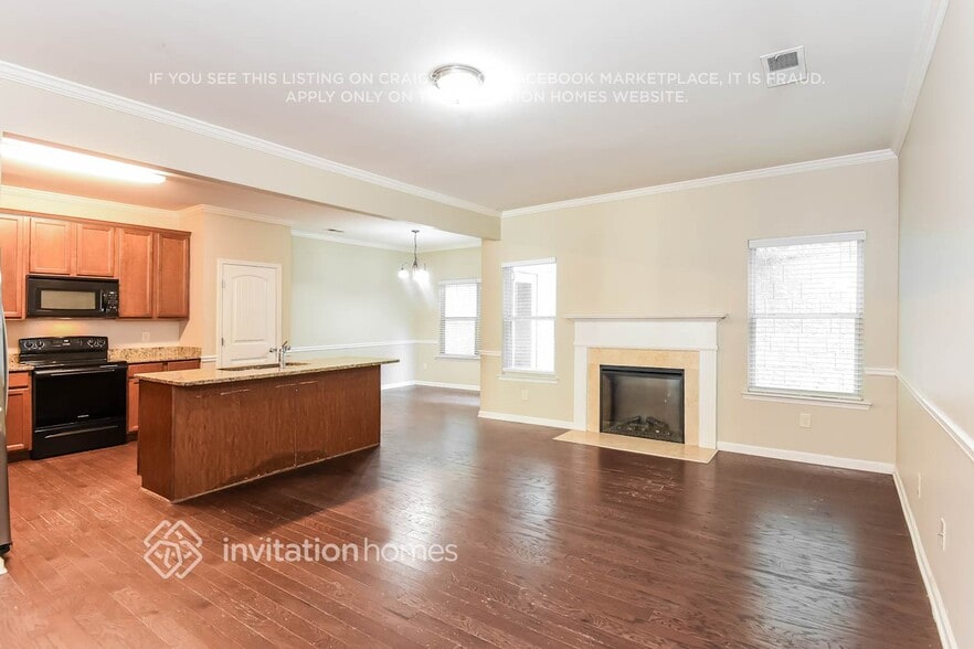 Building Photo - 526 Crestmont Ln