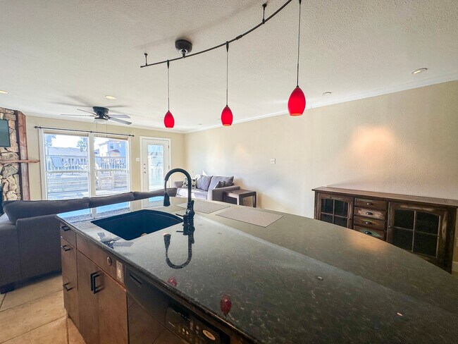 Building Photo - 15409 Salt Cay Ct