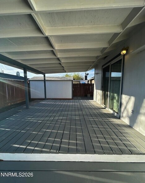 Building Photo - 415 Sycamore St