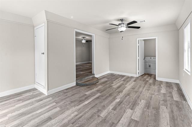 Building Photo - 5860 Tracyne Dr