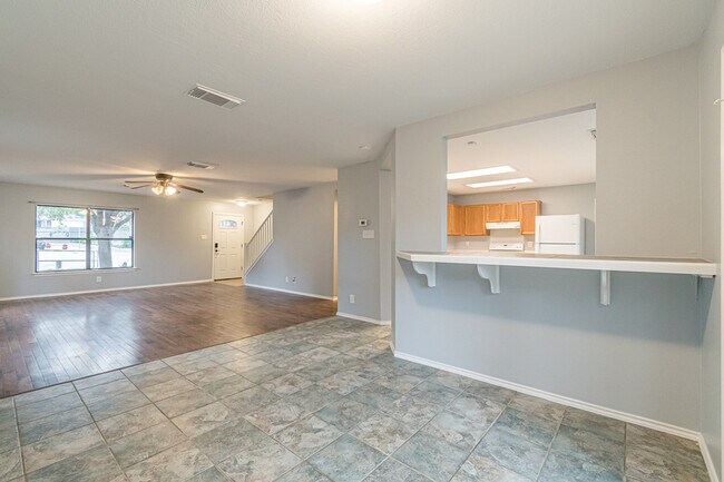 Building Photo - 1519 Jasmine