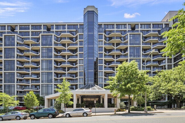 Building Photo - 1530 Key Blvd