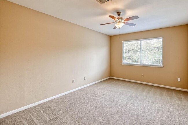 Building Photo - 2223 Kinbrook Dr