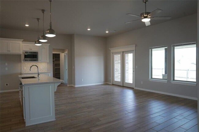 Building Photo - 5216 Bing Cir