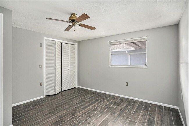 Building Photo - 1109 E Boyer St