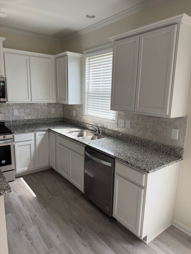 Building Photo - 3 BR/3BA | Newly Renovated Single Family Home | 1-Car Covered Parking | Gated backyard |Study and...