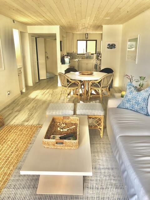 Building Photo - 420 Celestial Way