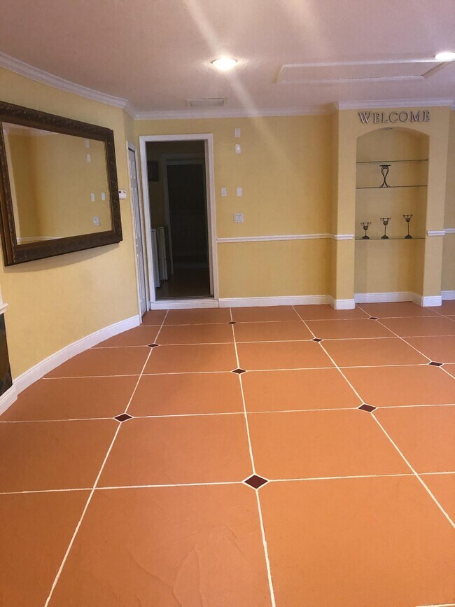 Building Photo - 6425 Royal Palm Beach Blvd