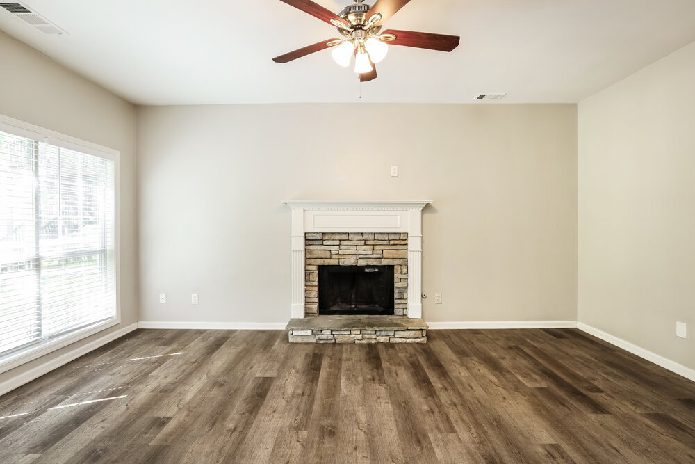 Building Photo - 10038 Harmon Springs Dr