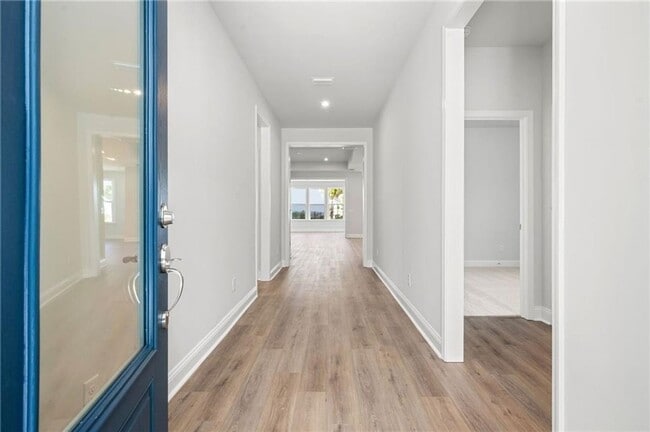 Building Photo - Waterways