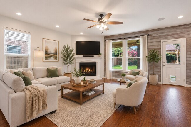 Building Photo - 11126 Celano Dr
