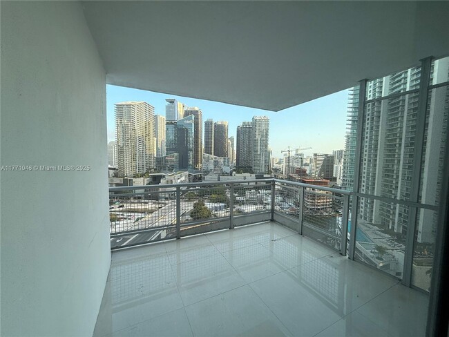 Building Photo - 350 S Miami Ave