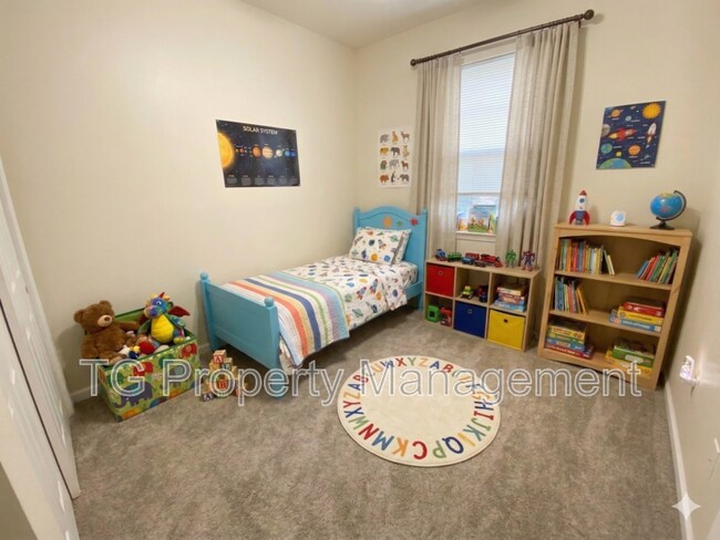 Building Photo - 8605 Tower Falls Dr