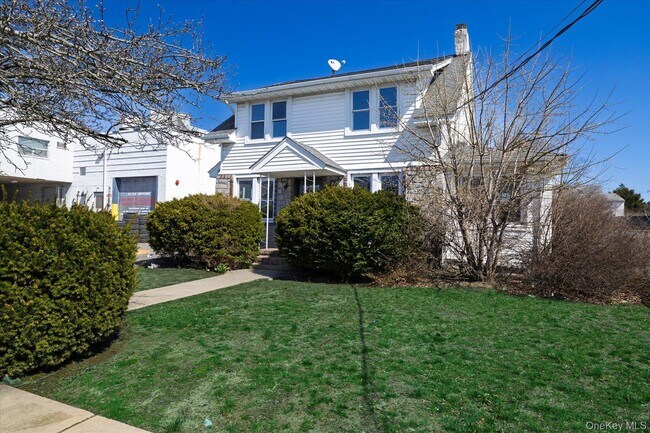 Building Photo - 31 N Lewis Pl