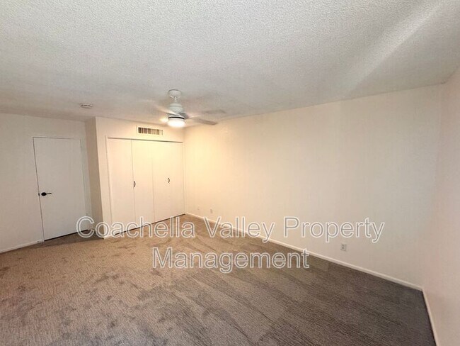 Building Photo - 1655 E Palm Canyon Dr