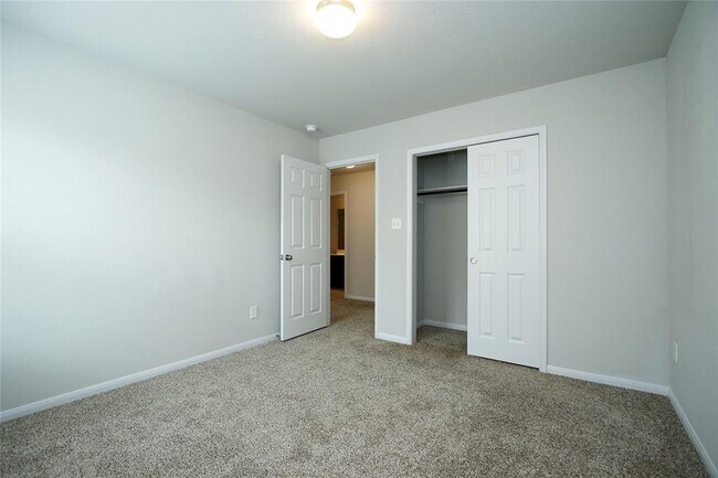 Building Photo - 14618 Twilight Knl Trl