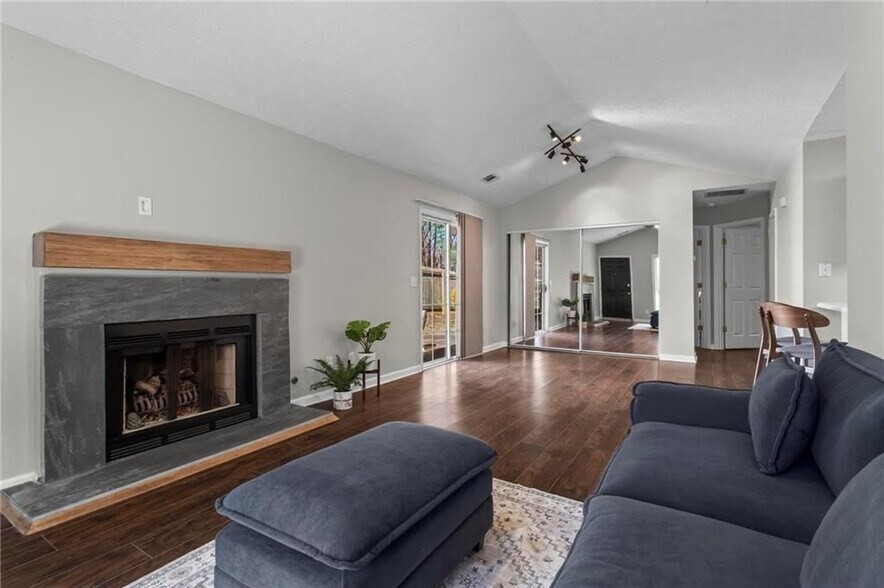 Building Photo - 13426 Aventide Ln