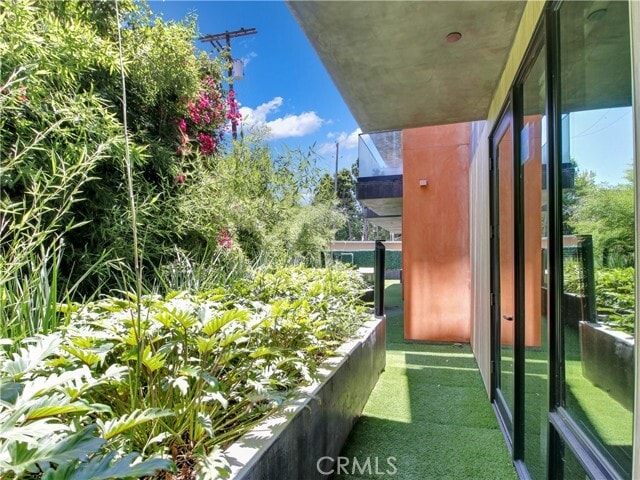 Building Photo - 1618 Hilts Ave