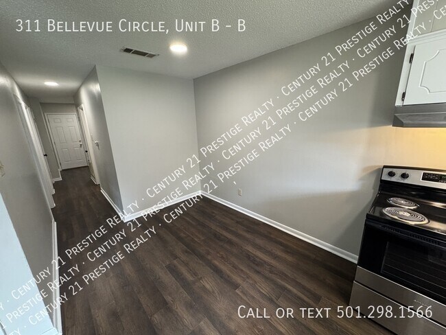 Building Photo - 311 Bellevue Cir