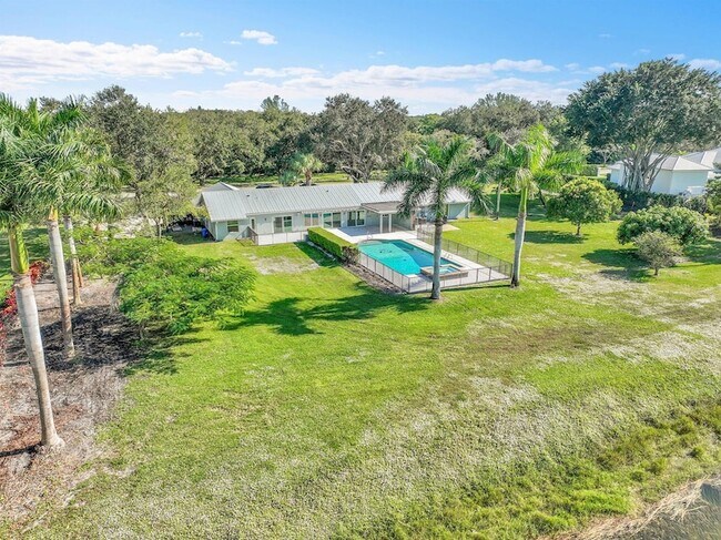 Building Photo - 8631 Steeplechase Dr