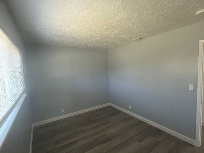 Building Photo - 16877 Antelope St