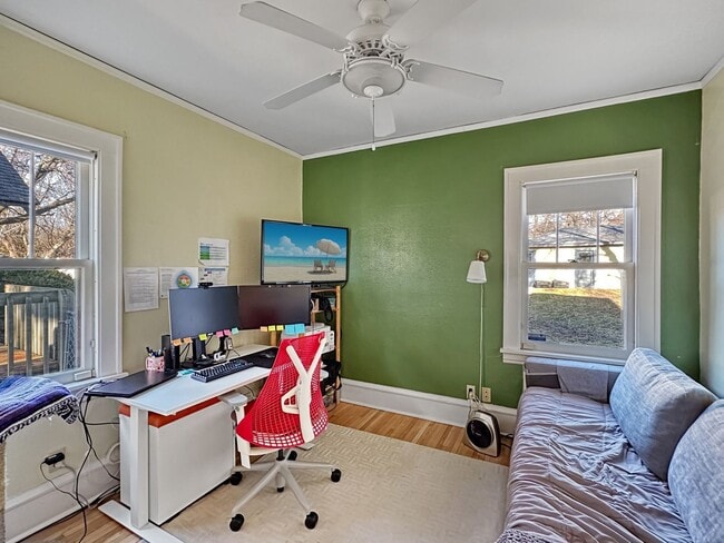 Building Photo - 2011 Ashland Ave