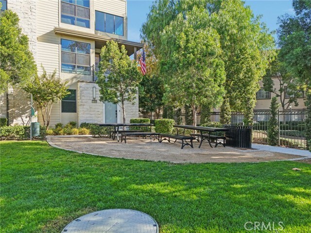 Building Photo - 11048 Luminate Dr