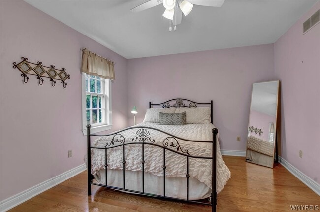 Building Photo - 5940 Thompson Rd