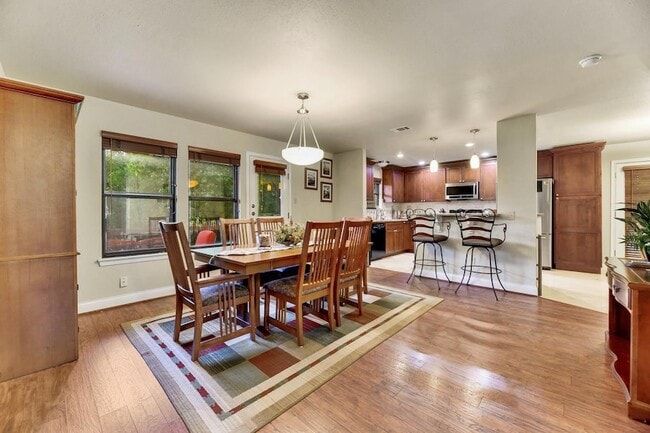 Building Photo - 11313 Menodora Dr