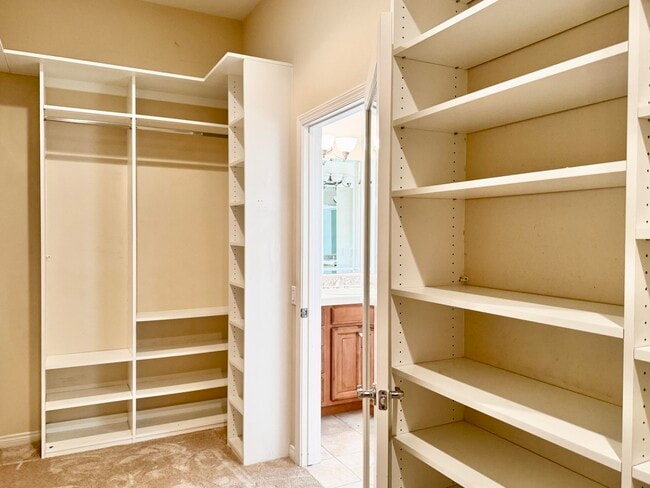Building Photo - 78768 Yellen Dr