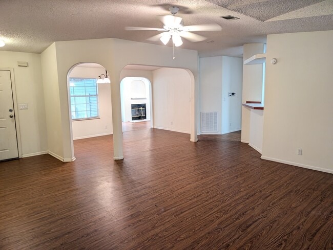 Building Photo - 4373 Avalon Blvd