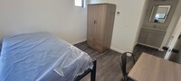 Building Photo - Single Bed Room Available Newly Renovated ...