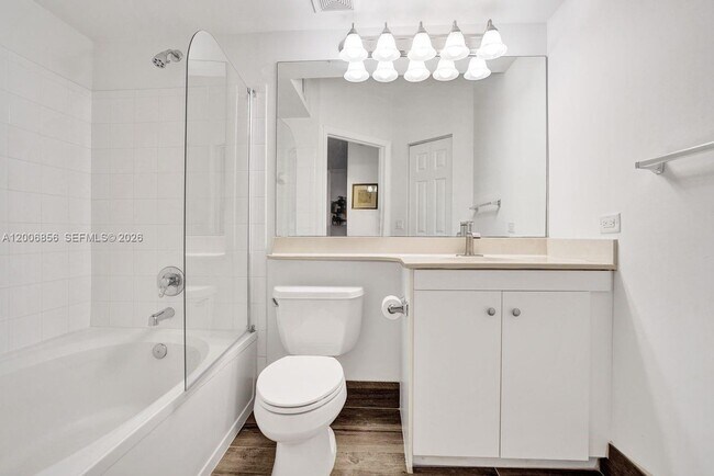 Building Photo - 2220 Tuscany Way