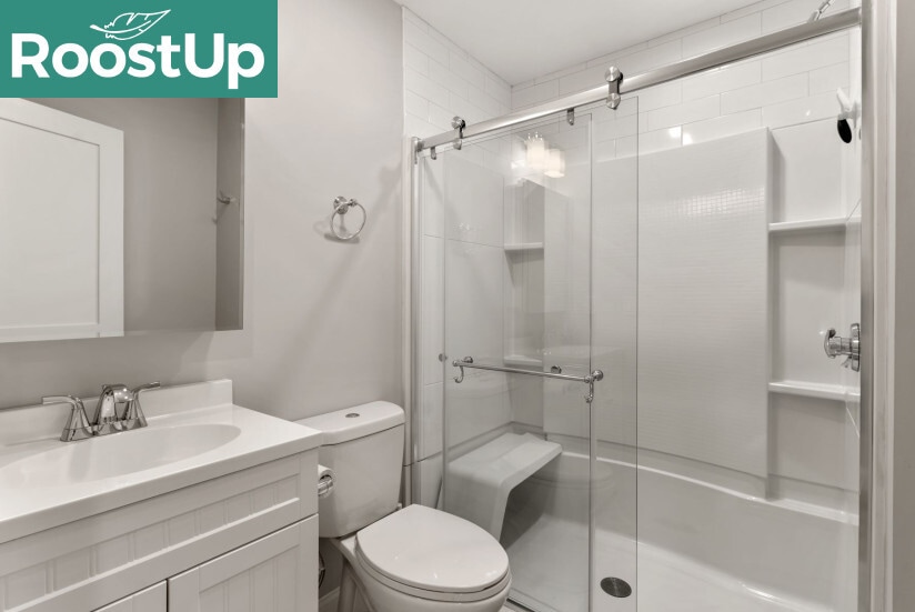 Building Photo - Furnished Bedroom with Private Bath in South Boston