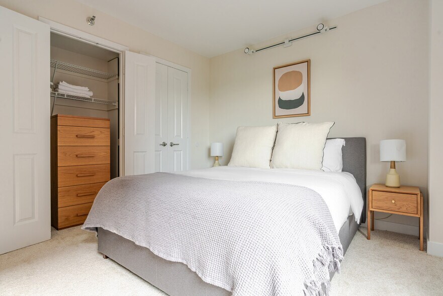 Building Photo - 2500 Clarendon Blvd