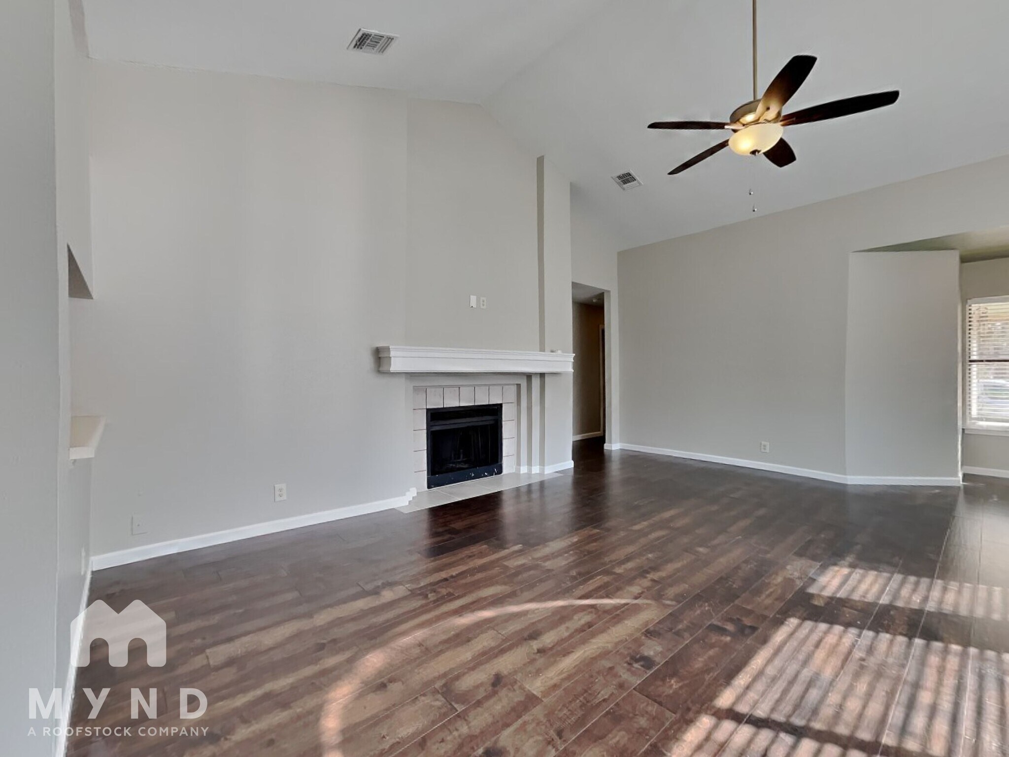 Building Photo - 3403 Shallow Grove