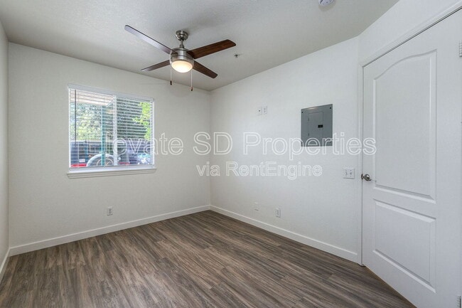 Building Photo - 9430 Winter Gdns Blvd