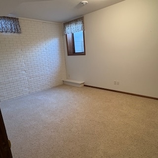 Basement Bedroom - 144 N Pleasant View Rd