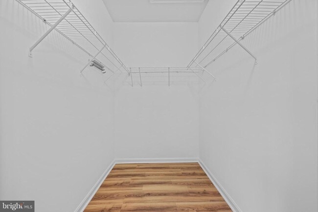 Building Photo - 556 Rhapsody Ct