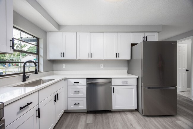 Building Photo - ? Fully Renovated 3-Bedroom Home in Starke...