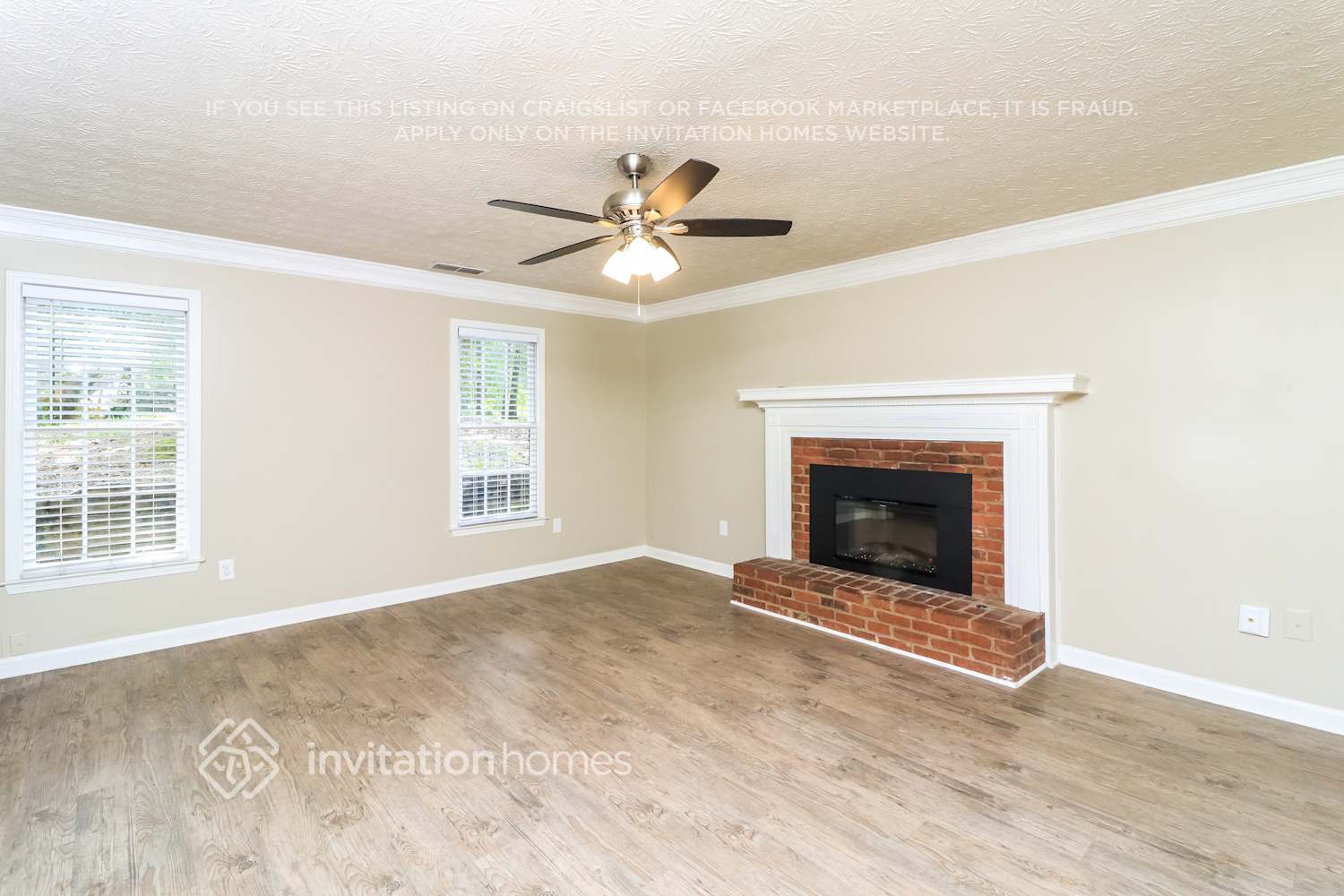 Building Photo - 2849 Meadow Dr