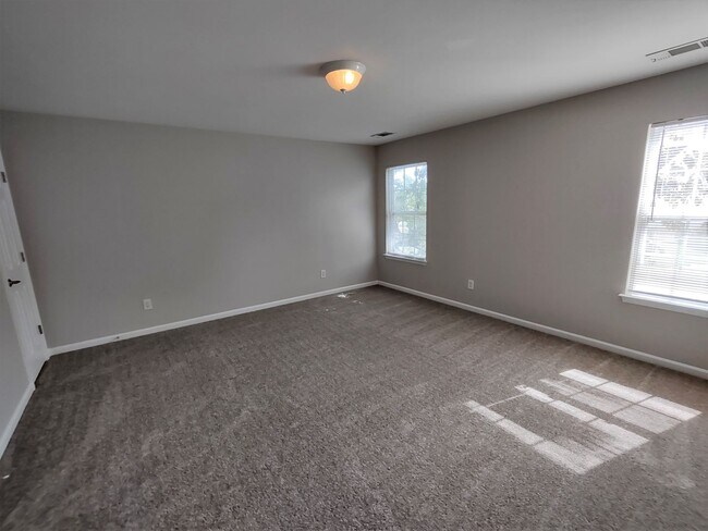 Building Photo - Beautiful Home located in the McCoy Crossing Community!