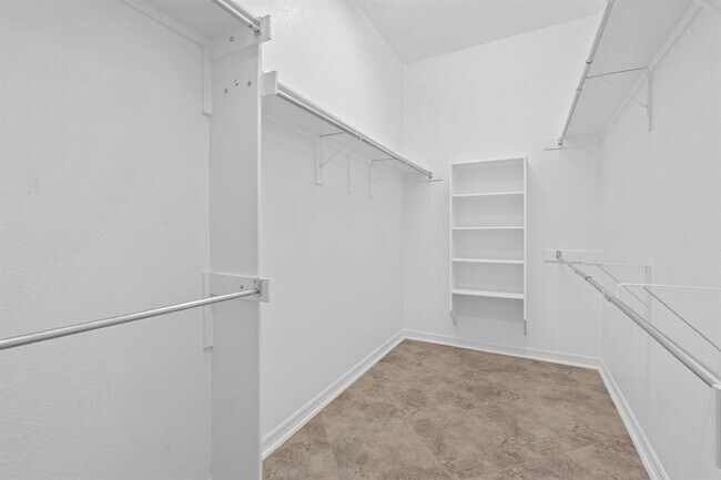 Building Photo - 13271 Mesa Verde Dr