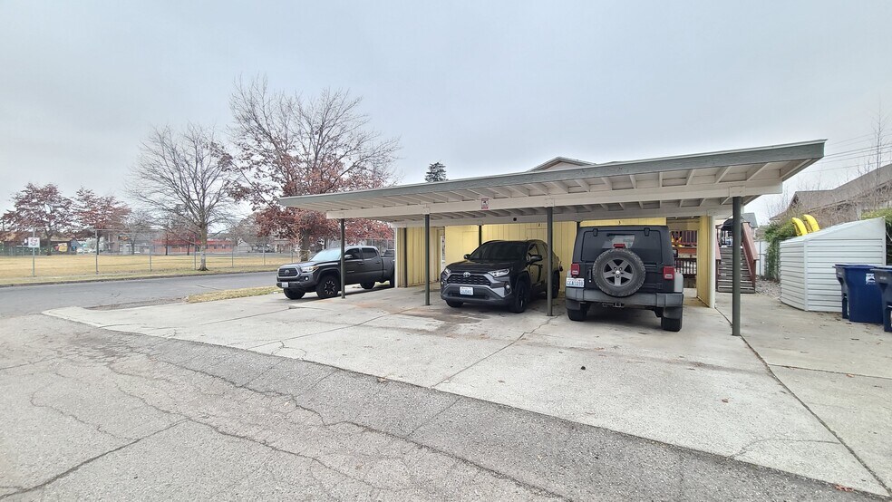 Building Photo - 2404 N Hamilton St