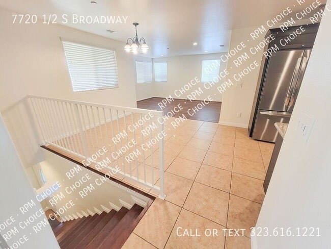 Building Photo - 7720 1/2 S Broadway-