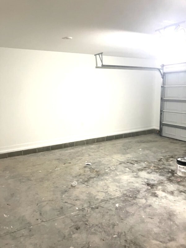 Building Photo - Brand New Beautiful Home with 2 car garage and appls!