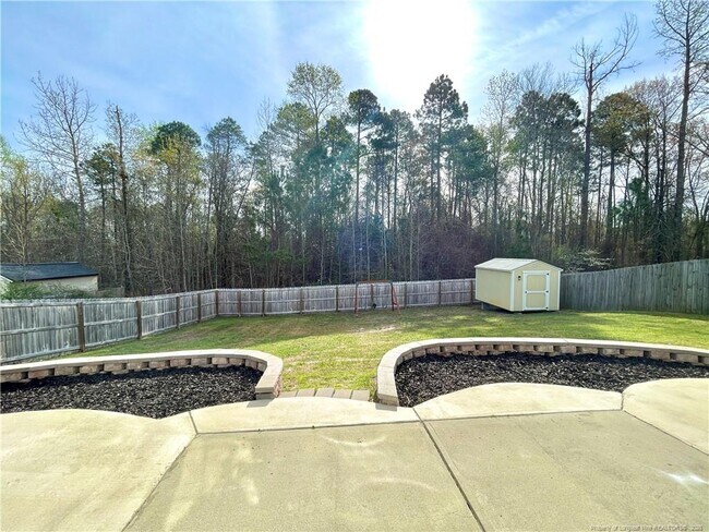 Building Photo - 126 Watchmen Ln