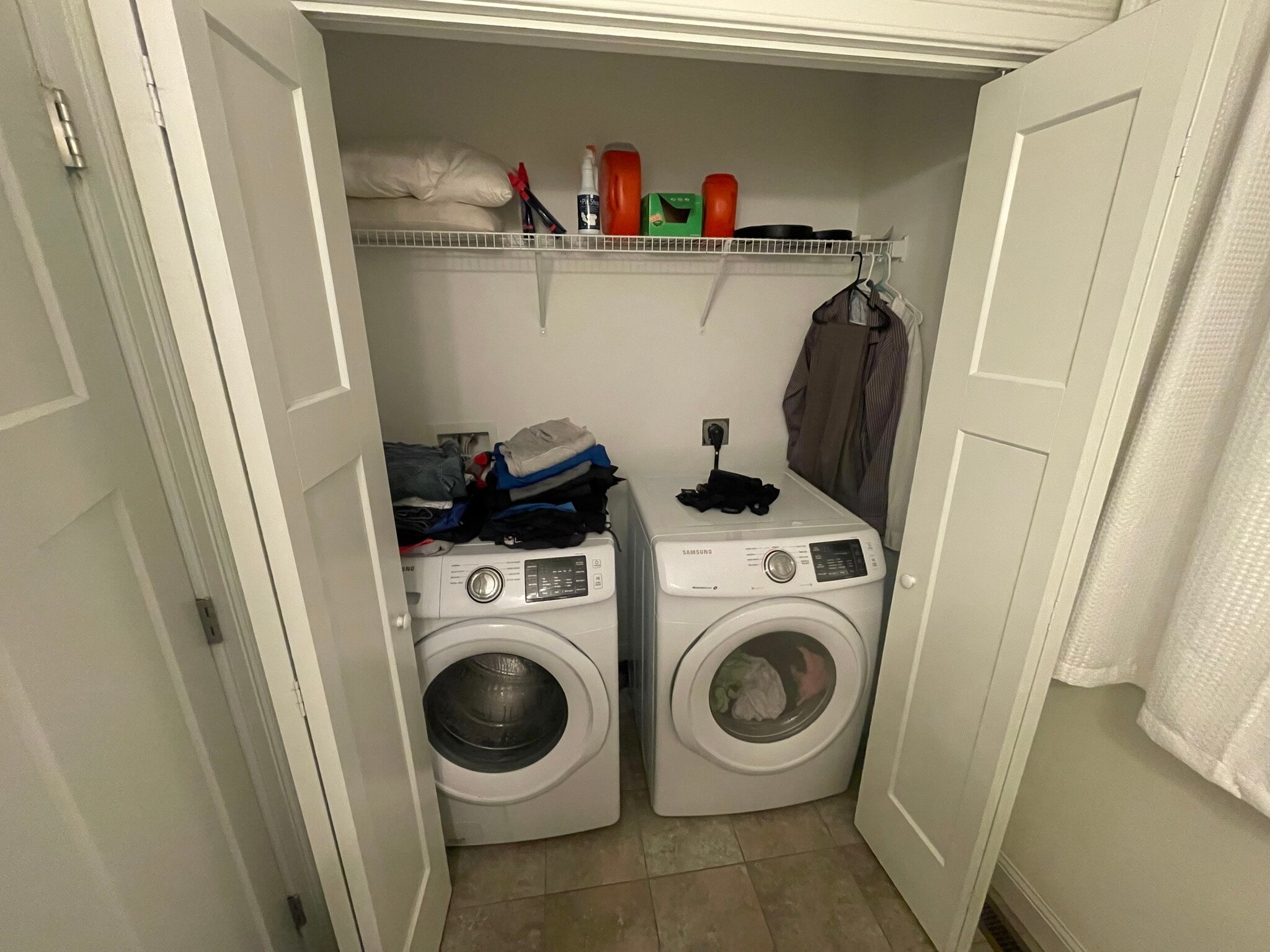 Laundry - 583 Main St